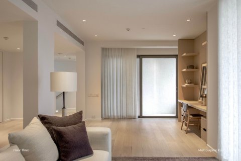 Chalet de 4 dormitorios en Bangkok, Tailandia № 222475 - foto 6