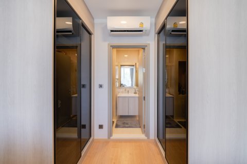 Condo in Bangkok, Thailand, 1 bedroom № 222474 - photo 8