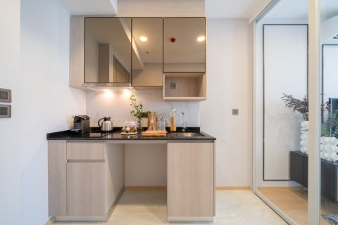 Condo in Bangkok, Thailand, 1 bedroom № 222474 - photo 3