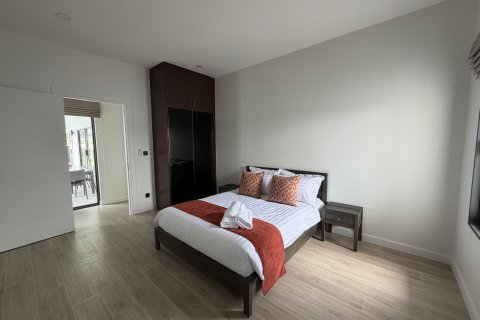 Chalet de 3 dormitorios en Hua Hin, Tailandia № 169960 - foto 9