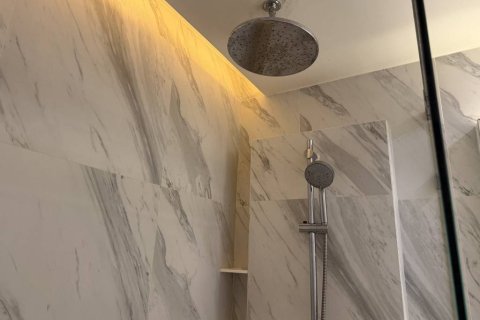 Condominio de 1 dormitorio en Bangkok, Tailandia № 146815 - foto 10