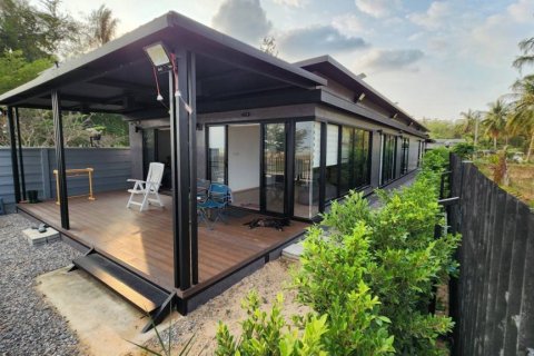 Casa de 3 dormitorios en Prachuap Khiri Khan, Tailandia № 146816
