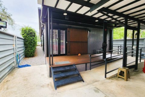 Casa de 3 dormitorios en Prachuap Khiri Khan, Tailandia № 146816 - foto 2