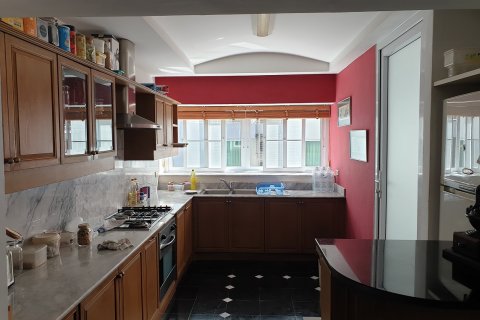 Condominio de 3 dormitorios en Bangkok, Tailandia № 143542 - foto 11