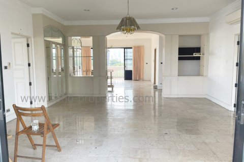 Condo à Bangkok, Thaïlande, 3 chambres  № 143546