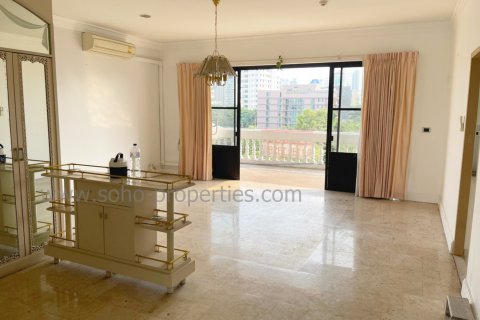 Condominio de 3 dormitorios en Bangkok, Tailandia № 143546 - foto 6