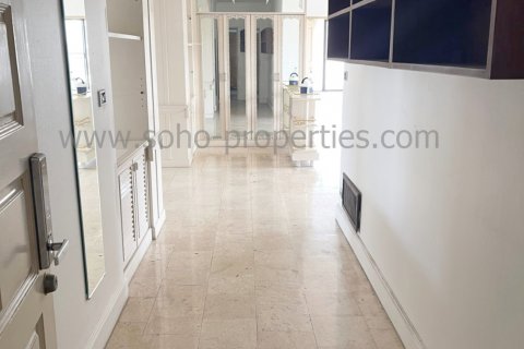Condominio de 3 dormitorios en Bangkok, Tailandia № 143546 - foto 16