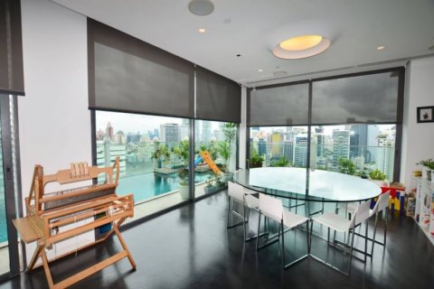 Condominio de 3 dormitorios en Bangkok, Tailandia № 143544 - foto 2