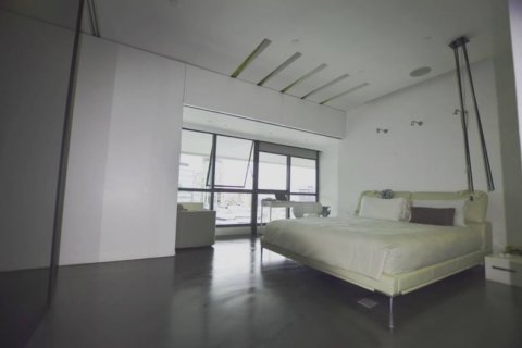 Condominio de 3 dormitorios en Bangkok, Tailandia № 143544 - foto 9