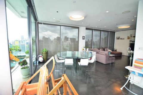 Condominio de 3 dormitorios en Bangkok, Tailandia № 143544 - foto 4