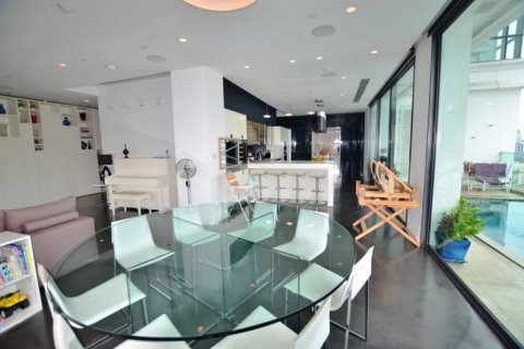 Condominio de 3 dormitorios en Bangkok, Tailandia № 143544 - foto 3