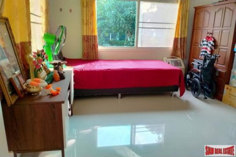 Casa de 3 dormitorios en Chiang Mai, Tailandia № 203027 - foto 4