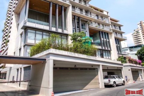 Townhouse à Bangkok, Thaïlande 4 chambres № 203028
