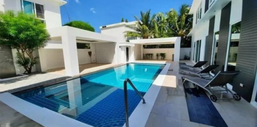 Chalet de 5 dormitorios en Jomtien Beach, Pattaya, Tailandia № 203026