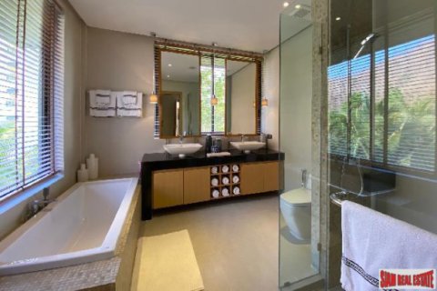 Chalet de 6 dormitorios en Hua Hin, Tailandia № 203024 - foto 4