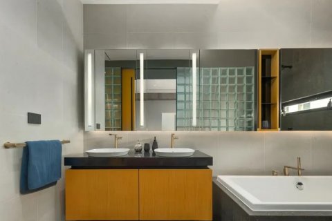 Condominio de 3 dormitorios en Bangkok, Tailandia № 143082 - foto 18