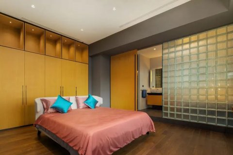 Condominio de 3 dormitorios en Bangkok, Tailandia № 143082 - foto 15