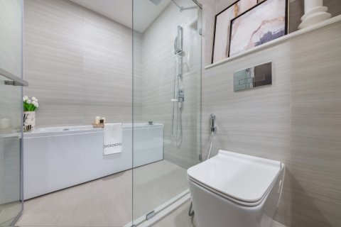Condominio de 1 dormitorio en Bangkok, Tailandia № 143087 - foto 9