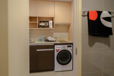 Condominio de 1 dormitorio en Bangkok, Tailandia № 143086 - foto 11