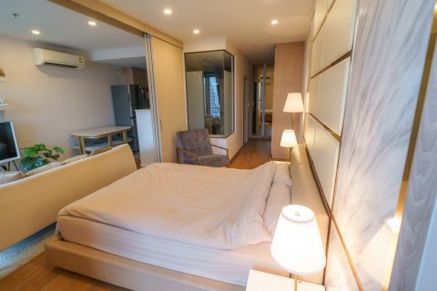 Condominio de 1 dormitorio en Bangkok, Tailandia № 143086 - foto 5