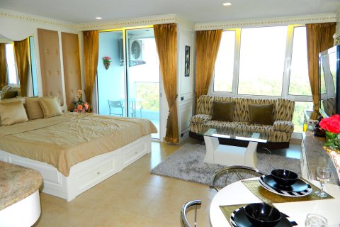 Estudio en el condominio en Pattaya, Tailandia № 204538 - foto 2
