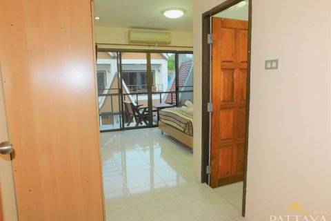 Casa de 2 dormitorios en Pattaya, Tailandia № 204542 - foto 16