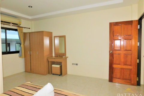 Casa de 2 dormitorios en Pattaya, Tailandia № 204542 - foto 15