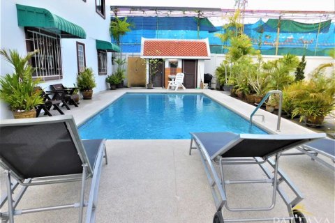 Casa de 2 dormitorios en Pattaya, Tailandia № 204542 - foto 28