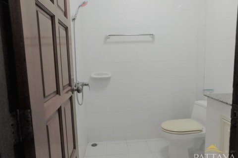 Casa de 2 dormitorios en Pattaya, Tailandia № 204542 - foto 13