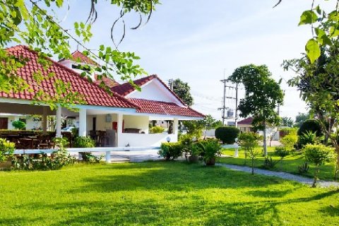 Casa de 2 dormitorios en Pattaya, Tailandia № 204539 - foto 4