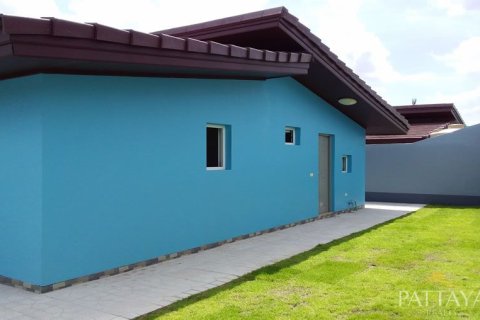 Casa de 2 dormitorios en Pattaya, Tailandia № 204541 - foto 5