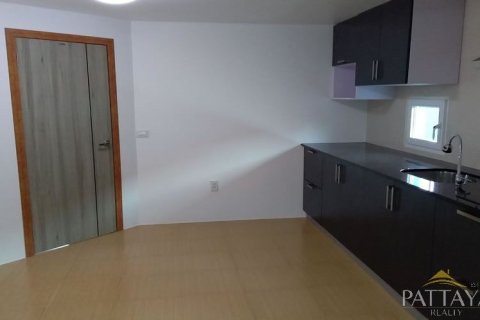 Casa de 2 dormitorios en Pattaya, Tailandia № 204541 - foto 12
