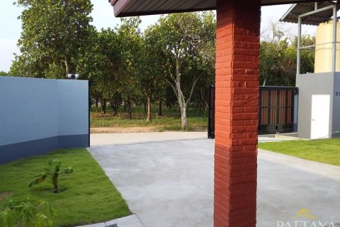 Casa de 2 dormitorios en Pattaya, Tailandia № 204541 - foto 17