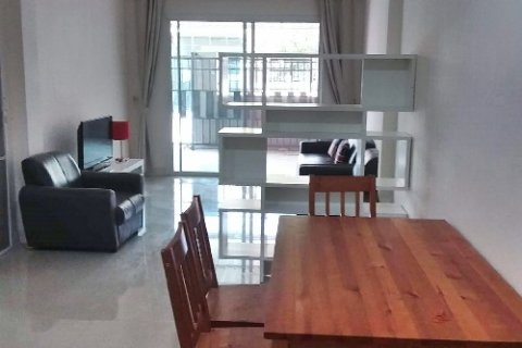 Casa de 2 dormitorios en Pattaya, Tailandia № 204540 - foto 9