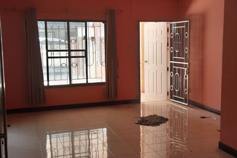Casa de 2 dormitorios en Pattaya, Tailandia № 204543 - foto 8
