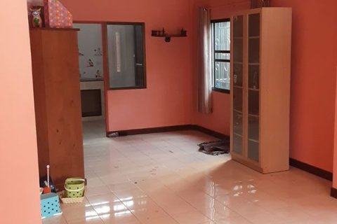 Casa de 2 dormitorios en Pattaya, Tailandia № 204543 - foto 5