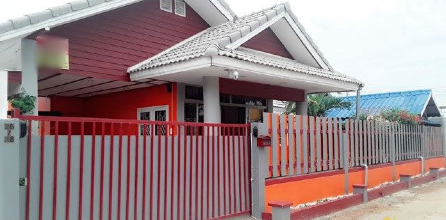 Casa de 3 dormitorios en Pattaya, Tailandia № 204544