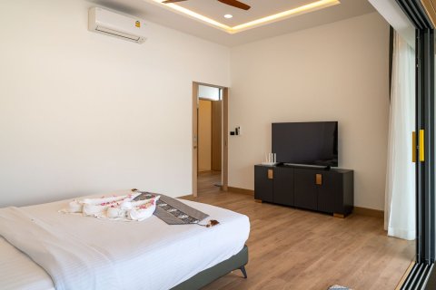 Chalet de 3 dormitorios en Ko Samui, Tailandia № 167343 - foto 15