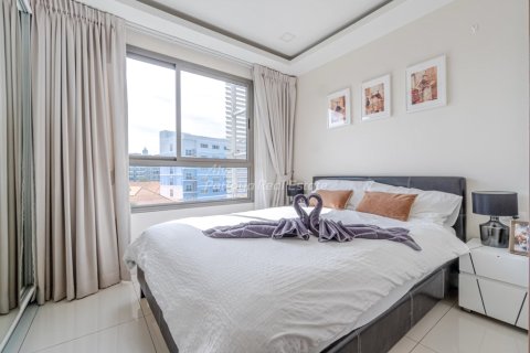 Condo in Pattaya, Thailand, 1 bedroom  № 233929 - photo 2