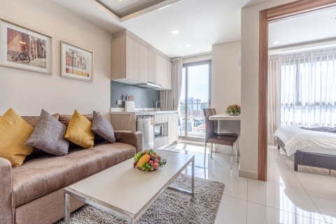 Condo in Pattaya, Thailand, 1 bedroom  № 233929 - photo 3
