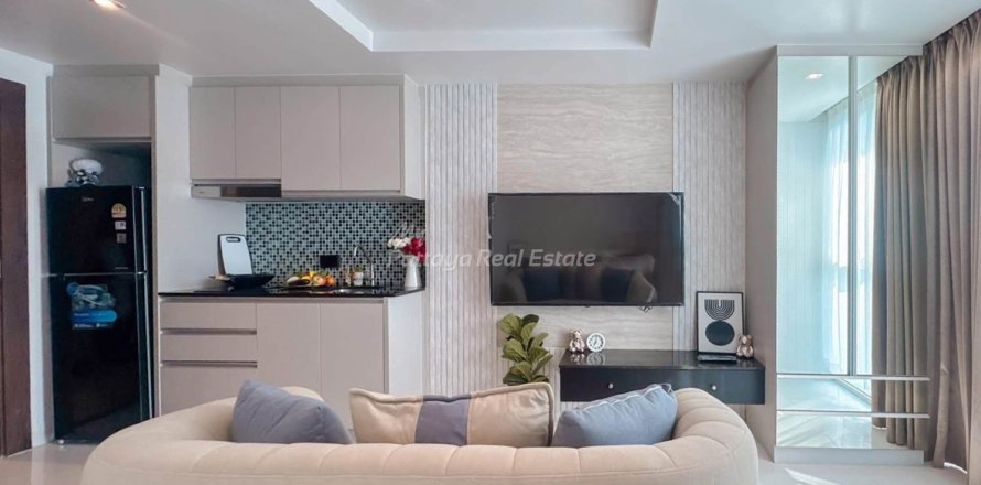 Studio in the Condo in Pattaya, Thailand  № 233928