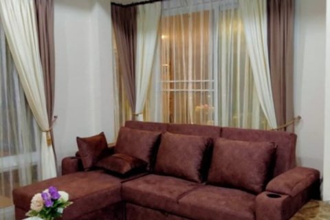Casa de 3 dormitorios en Pattaya, Tailandia № 170907 - foto 6