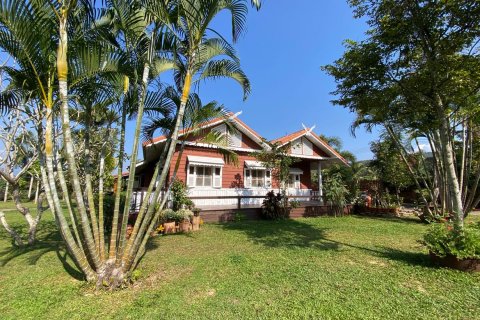 Casa de 3 dormitorios en Chiang Mai, Tailandia № 160108