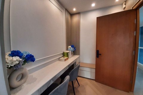 Condominio de 3 dormitorios en Watthana, Bangkok, Tailandia № 67797 - foto 4