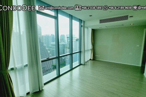 Condo in Watthana, Bangkok, Thailand, 2 bedrooms  № 201081 - photo 4