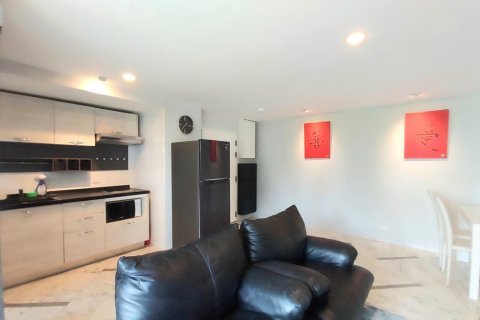Condo à Khlong Toei, Bangkok, Thaïlande, 2 chambres  № 201079 - photo 8