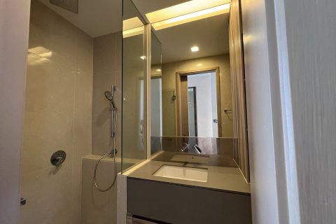 Condo in Watthana, Bangkok, Thailand, 1 bedroom  № 201084 - photo 8