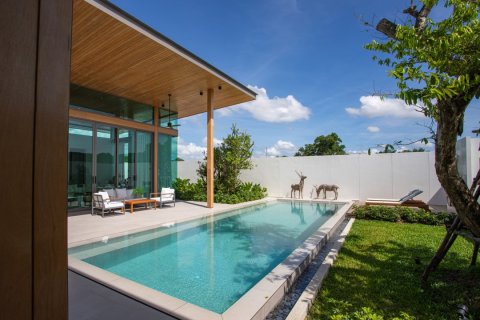Chalet de 3 dormitorios en Layan Beach, Tailandia № 74273 - foto 18