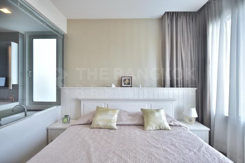 Condominio de 2 dormitorios en Bangkok, Tailandia № 185100 - foto 7