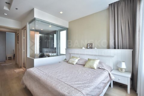 Condominio de 2 dormitorios en Bangkok, Tailandia № 185100 - foto 9